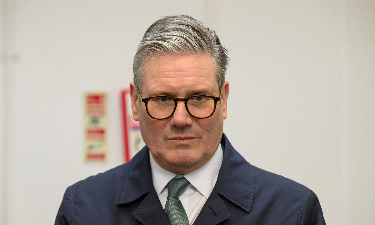 Thủ tướng Anh đối mặt rắc rối vì cựu đại sứ liên quan Epstein