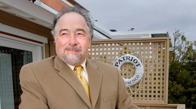 Micheal Savage, nhà bình luận chính trị bảo thủ 84 tuổi tại Mỹ Ảnh: Spokesman-Review