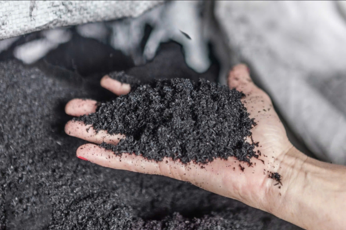 HUSK biến trấu thành than sinh học và phân bón. Ảnh: Mekong Capital