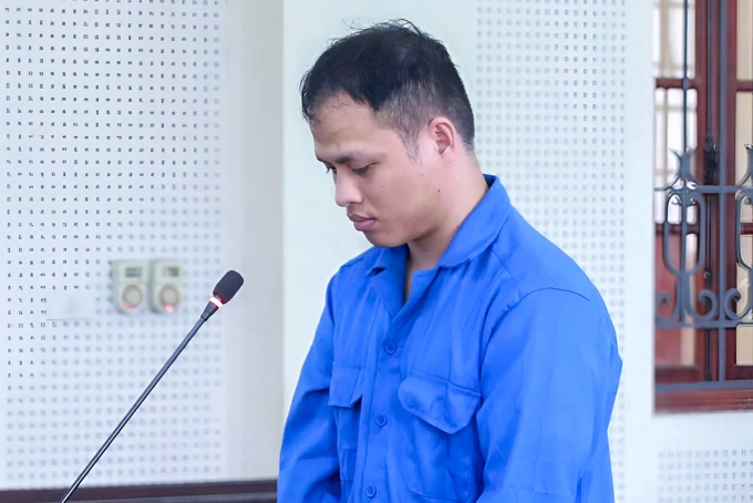 Bị cáo Quyền tại tòa, ngày 28/4. Ảnh: Hùng Lê