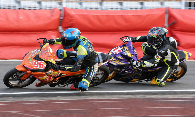 Racer killed in crash at Vietnam's national motorcycle championship