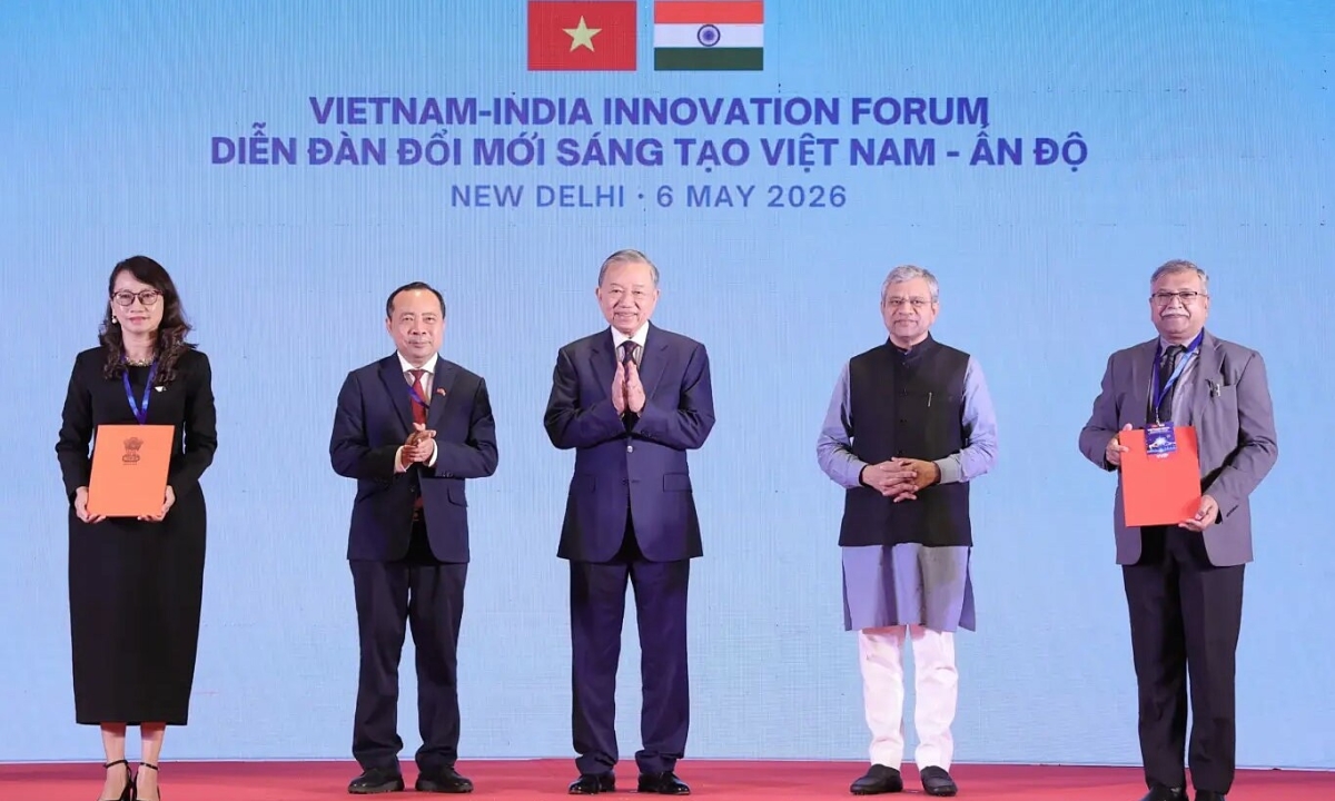 ĐH Quốc gia TP HCM 'bắt tay' viện công nghệ lâu đời nhất Ấn Độ