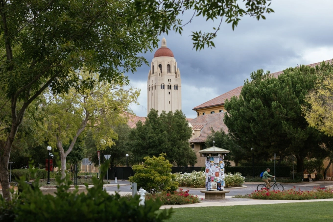 Khuôn viên Đại học Stanford, Mỹ. Ảnh: Stanford University Fanpage