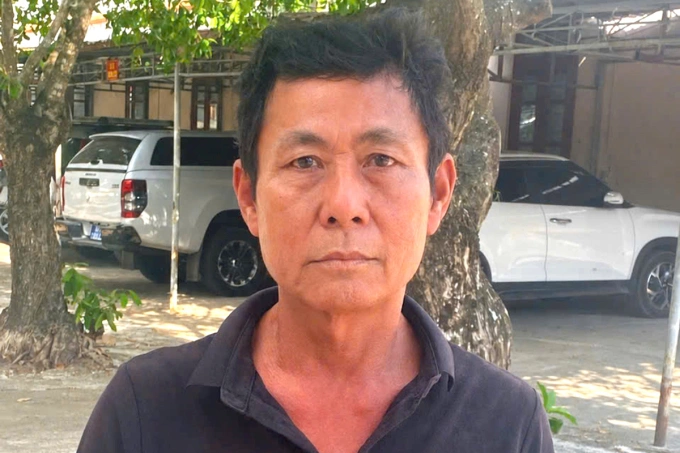 Tài xế Trần Văn Hậu bị tạm giữ sau khi gây tai nạn làm 3 người chết. Ảnh: Văn Hoàng