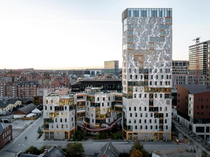 Tòa nhà gỗ Trae gồm ba khối tại thành phố Aarhus. Ảnh: Lendager Arkitekter