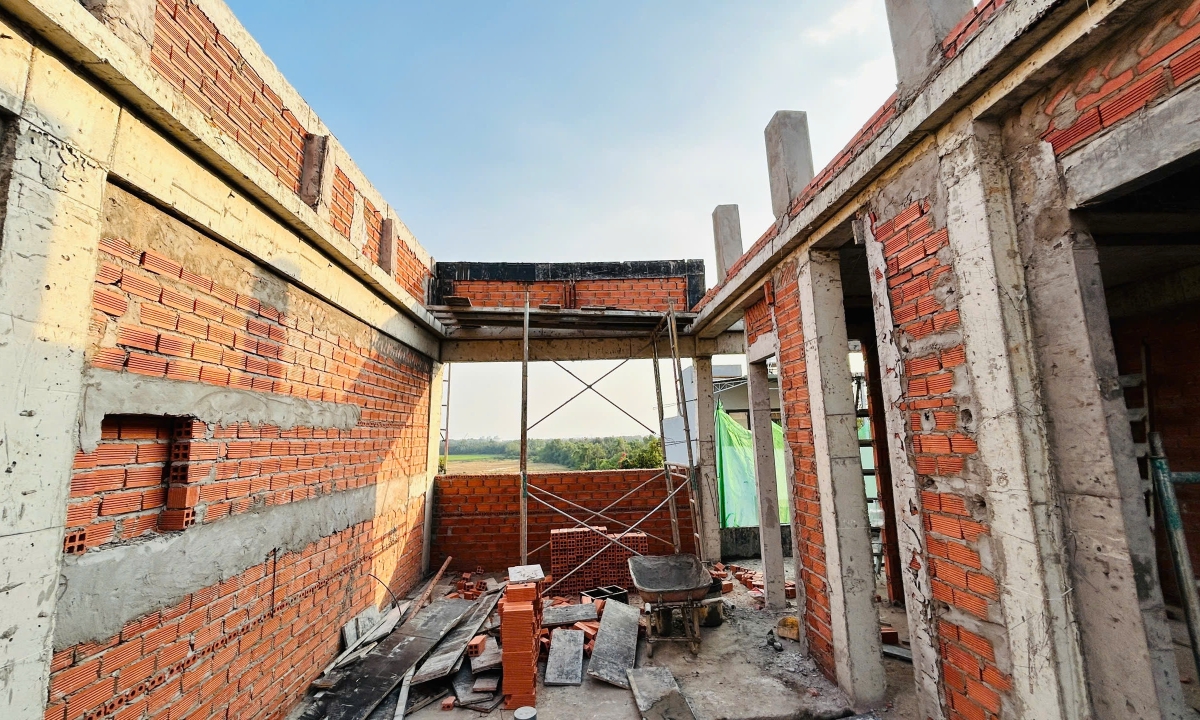 2 tỷ đồng có đủ xây nhà 3 tầng ở TP HCM không?