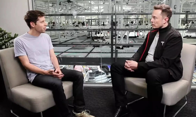 Sam Altman (trái) và Elon Musk. Ảnh: Y Combinator