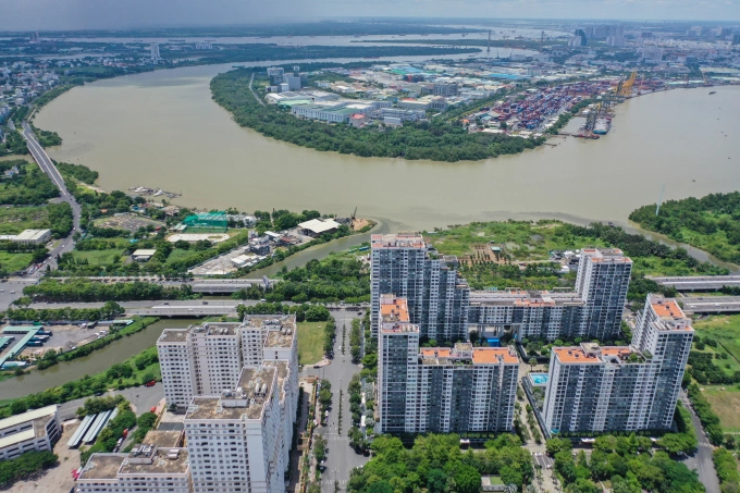 Bất động sản khu Đông TP HCM với các khu tái định cư, chung cư, nhà phố. Ảnh: Quỳnh Trần