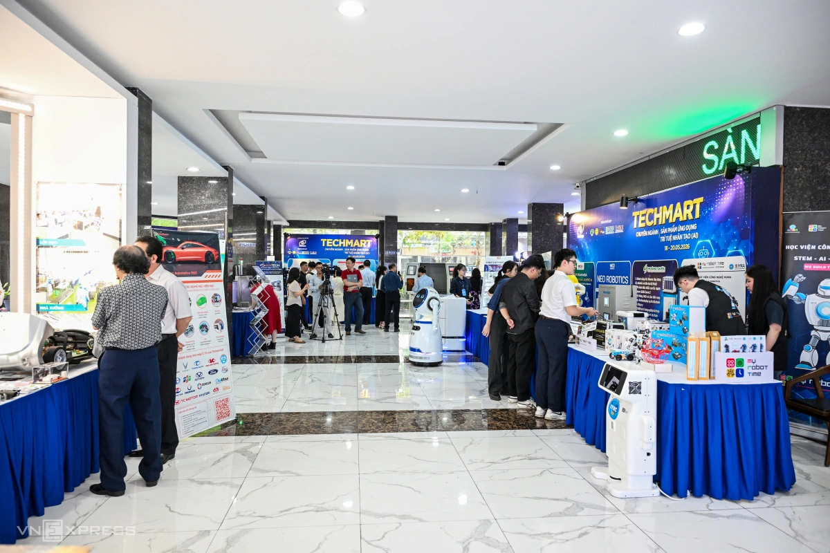 Techmart tại Sàn Giao dịch khoa học và công nghệ Hà Nội Sự kiện Techmart về trí tuệ nhân tạo tại Hà Nội