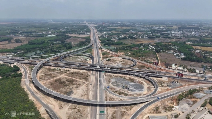 Nút giao Long Thành - điểm kết nối giữa cao tốc TP HCM - Long Thành - Dầu Giây và Biên Hòa - Vũng Tàu. Ảnh: Phước Tuấn