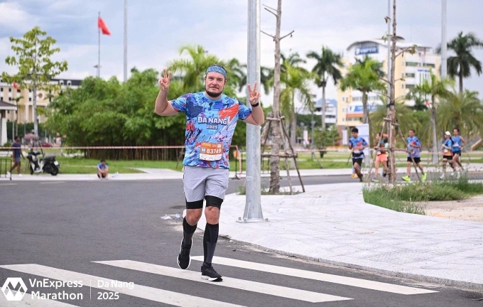 A 41 year-old runner at VnExpress Marathon Da Nang 2025. Photo courtesy of VnExpress Marathon