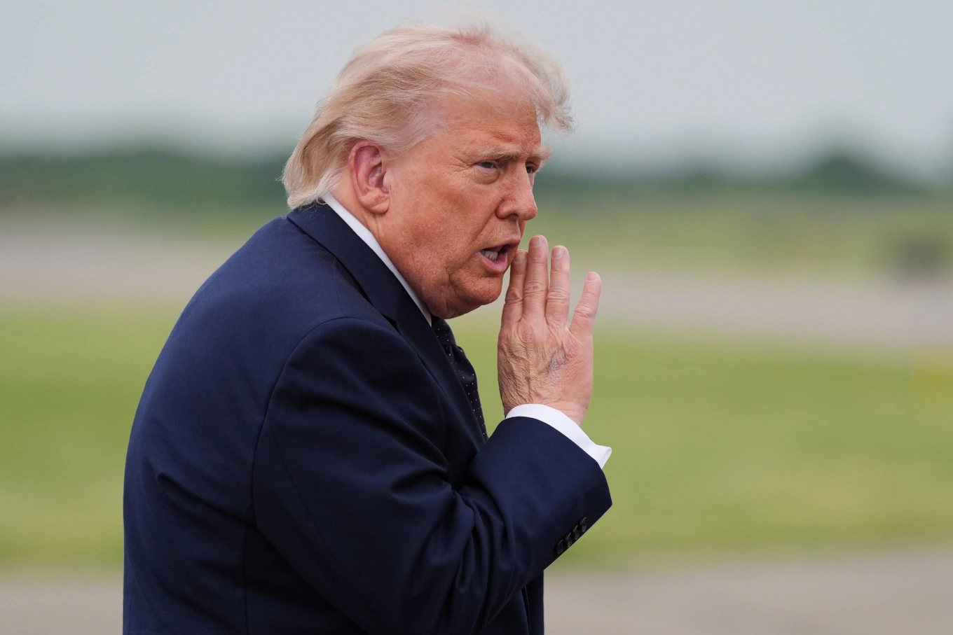 Ông Trump nói 'không vội' chốt thỏa thuận với Iran - Báo VnExpress