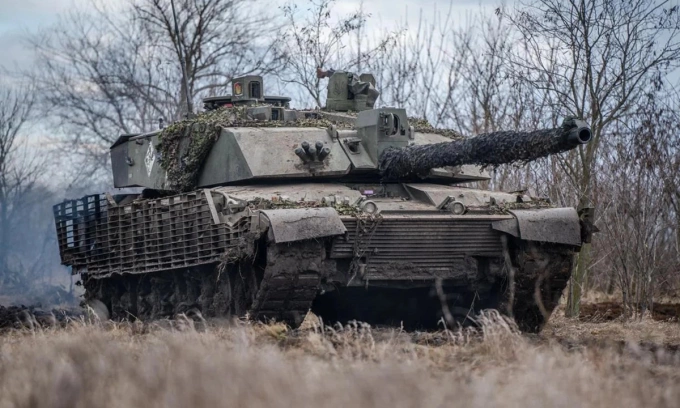 Xe tăng Challenger 2 do Anh chuyển giao cho Ukraine trong ảnh đăng tháng 11/2024. Ảnh: ArmyInform