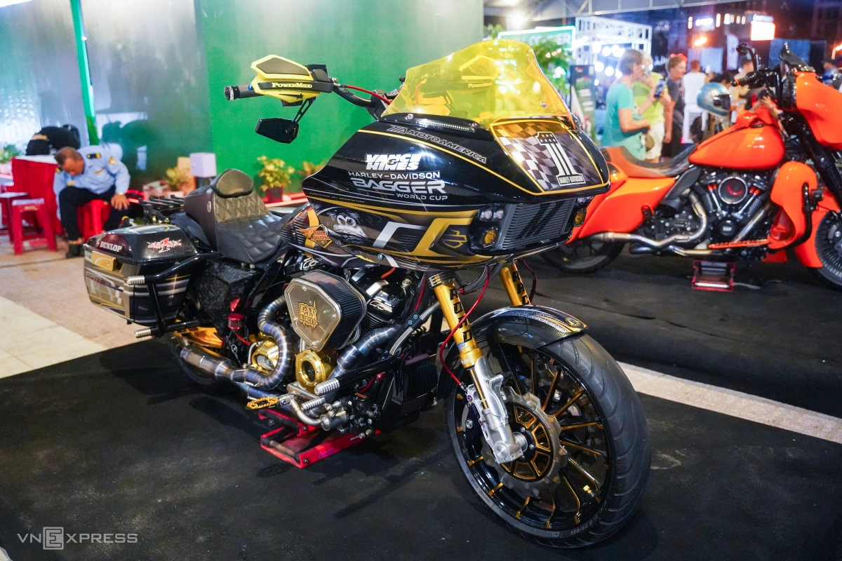 Dàn môtô độc lạ tại lễ hội xe phân khối lớn ở Nha Trang Dàn môtô độc lạ tại lễ hội xe phân khối lớn ở Nha Trang