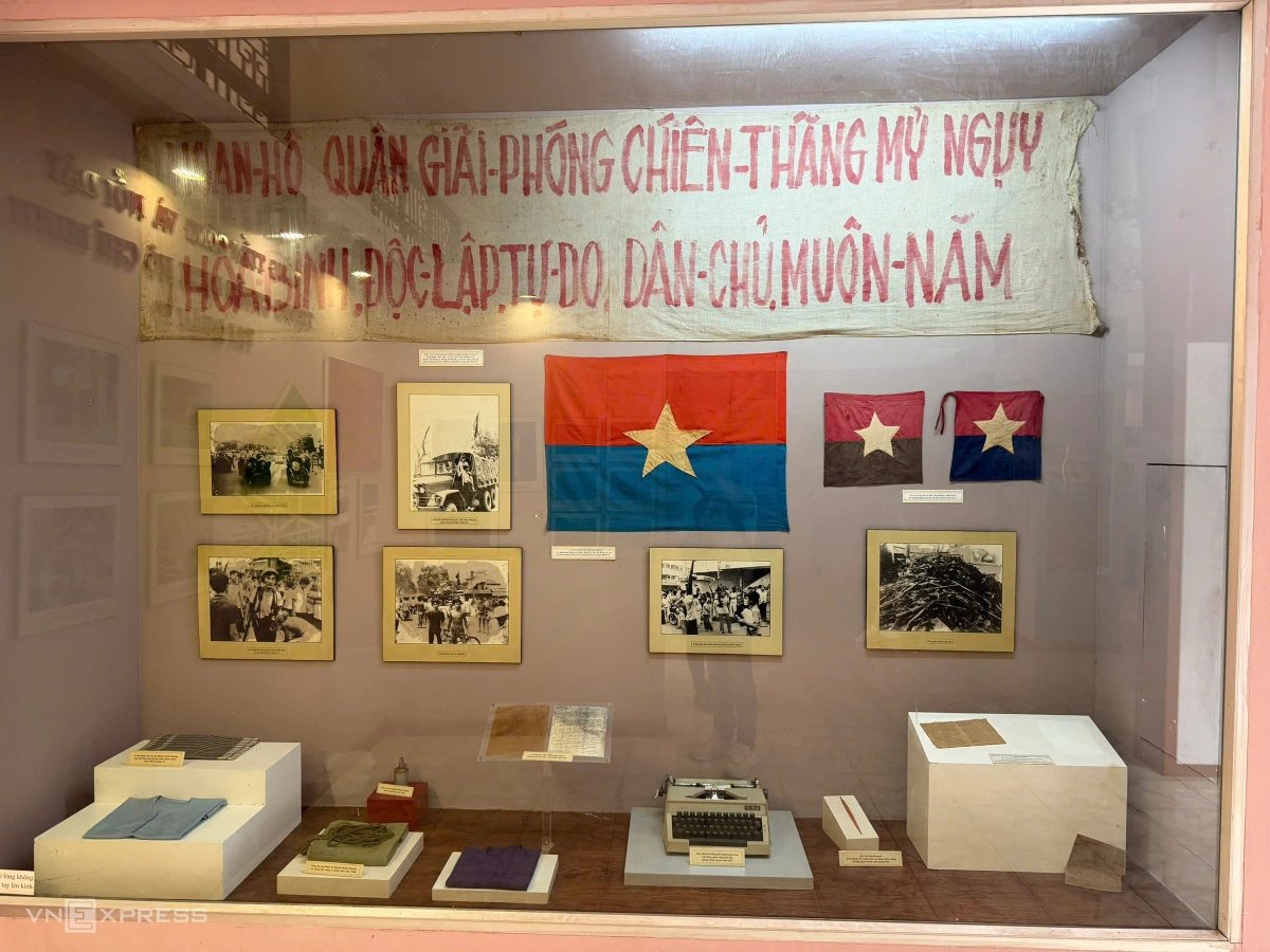 Công viên Lê Thị Riêng - nơi tìm mộ chiến sĩ hy sinh 58 năm trước Công viên Lê Thị Riêng - nơi tìm mộ chiến sĩ hy sinh 58 năm trước