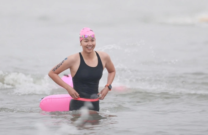 Former national swimmer Anh Vien competes at the 2024 event in Ho Tram. Photo courtesy of Aquaman Vietnam
