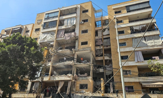 Hiện trường sau vụ tập kích của Israel nhằm vào ngoại ô phía nam thủ đô Beirut của Lebanon hôm 7/6. Ảnh: AFP