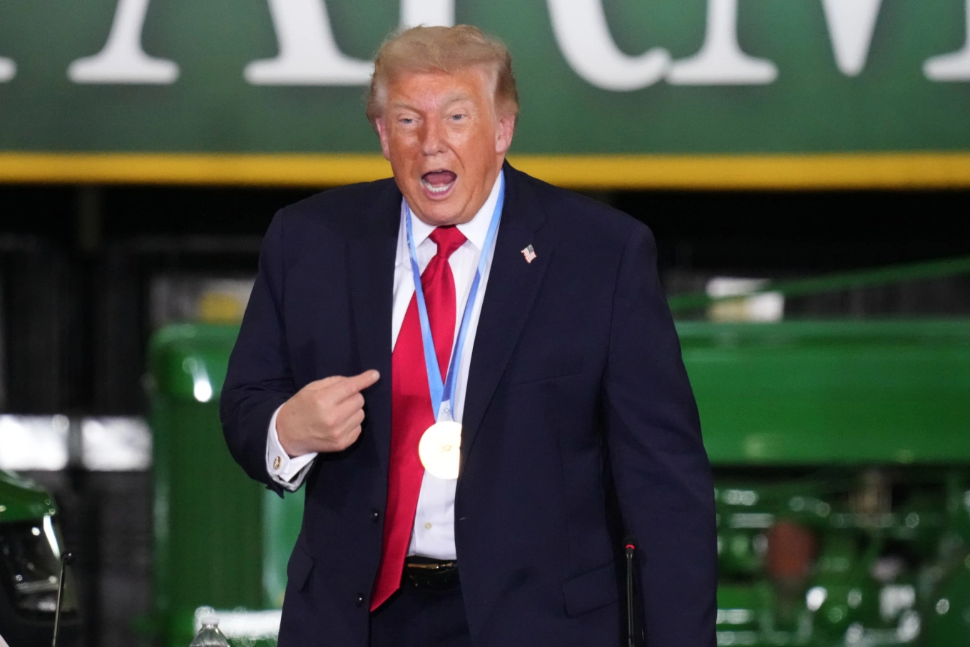 Cuộc phỏng vấn khiến ông Trump nổi giận với đài NBC - Báo VnExpress