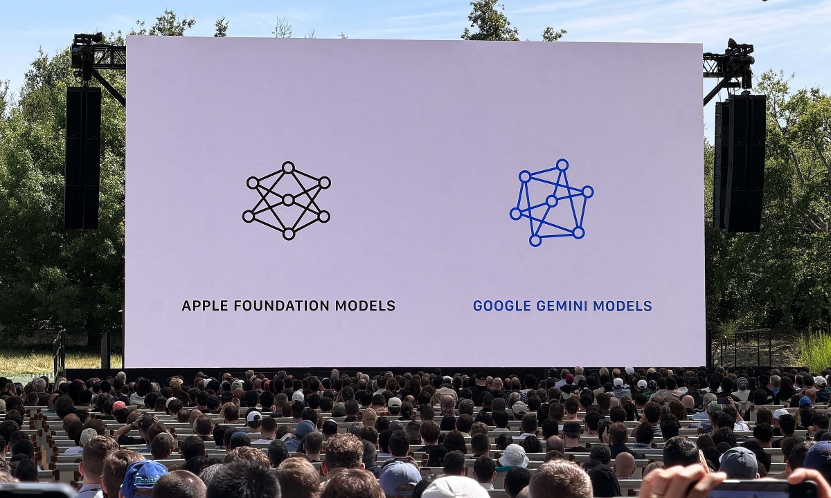 Apple bắt tay Google để 'tái sinh' Siri 716149907 N 1780943337 7473 1780943357