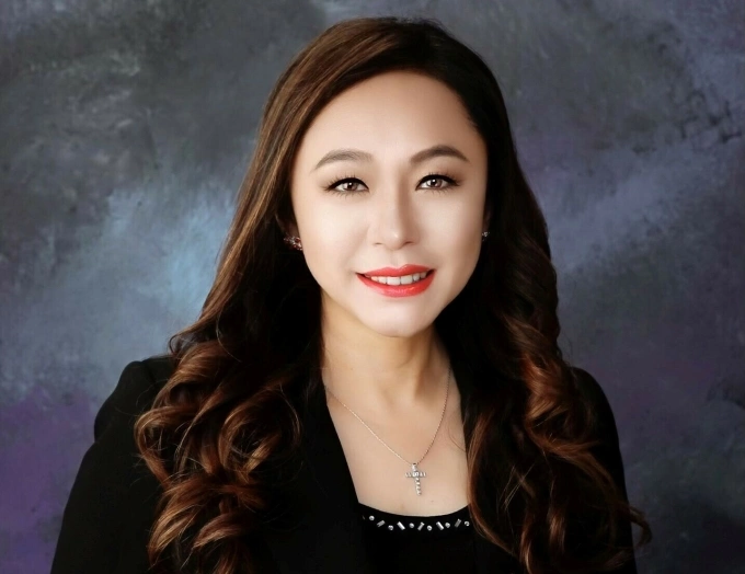 Ảnh chân dung chính thức của Eileen Wang sau khi nhậm chức Thị trưởng Arcadia, bang California. Ảnh: Chính quyền thành phố Arrcadia