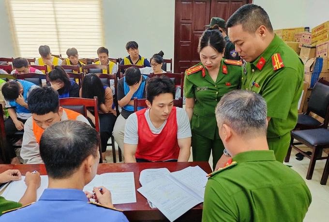 187 bị can tại 21 vụ án. Ảnh: Linh Đan