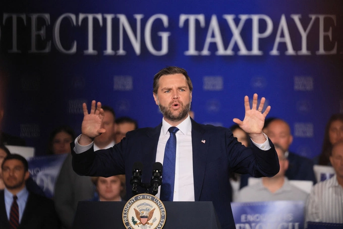 Phó tổng thống Vance phát biểu tại một sự kiện ở New York hôm 17/6. Ảnh: AFP