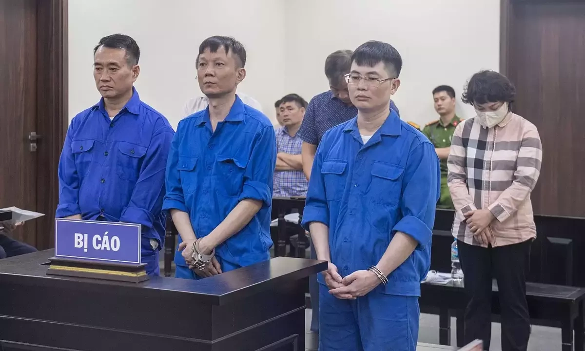 Cựu chủ tịch phường lĩnh án vụ 'bảo kê' xây nhà trái phép ở Hà Nội