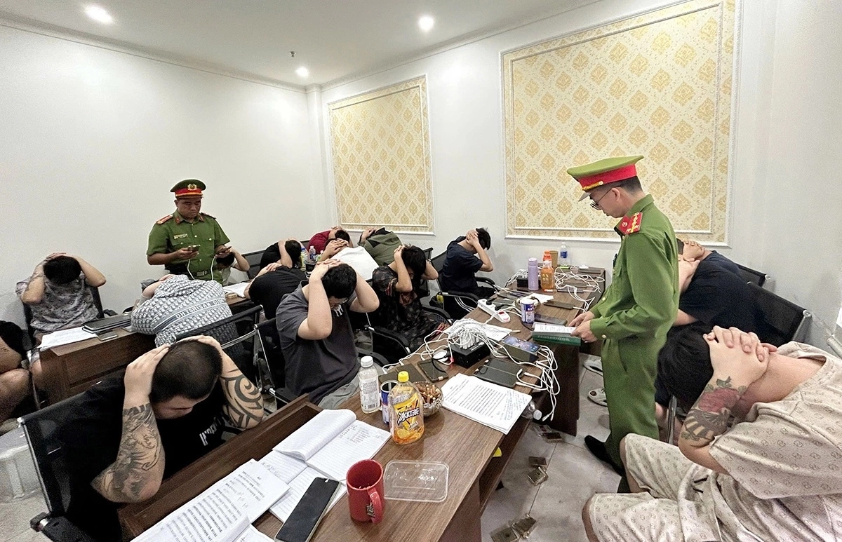 Liên tiếp phát hiện các nhóm tội phạm nước ngoài trốn ở TP HCM