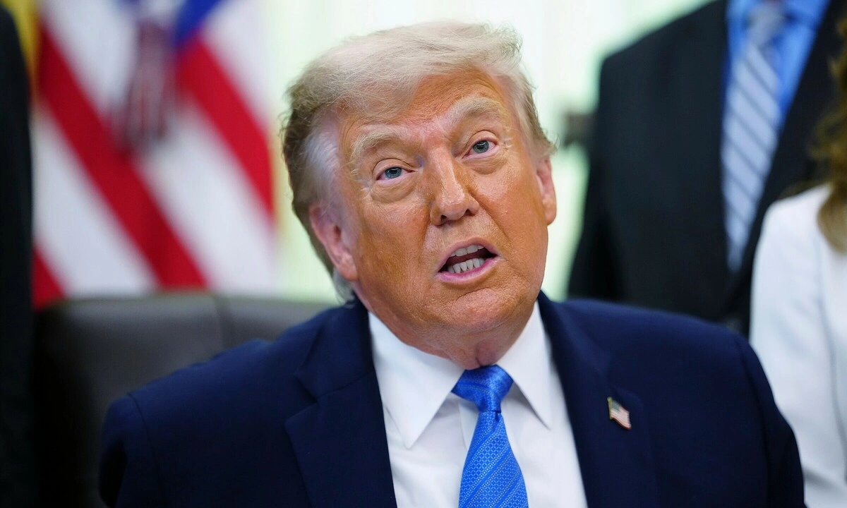 Ông Trump ra lệnh điều tra các tập đoàn xăng dầu 'chặt chém' khách