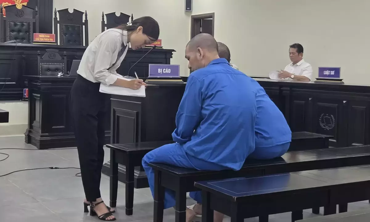 Dàn cảnh bán ôtô hạng sang, cướp lại xe sau khi khách chuyển tiền
