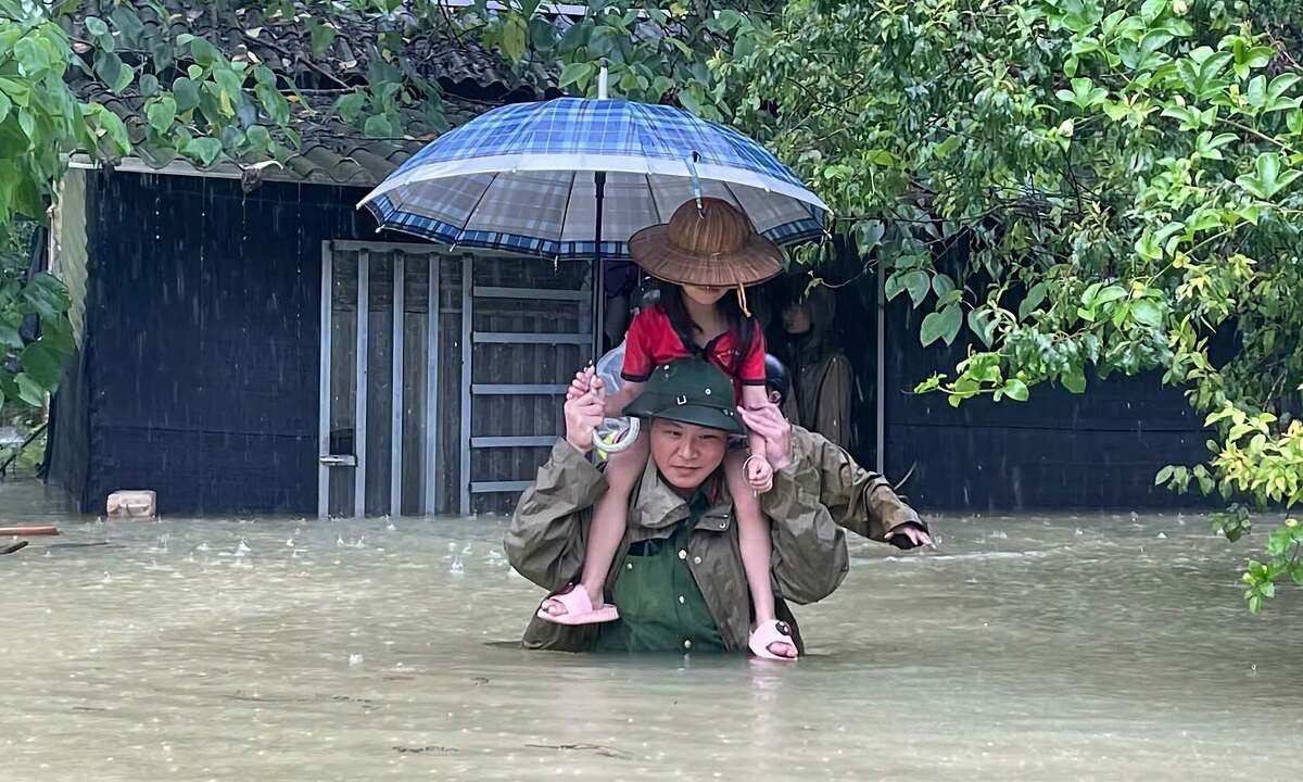 Mưa lũ khiến nhiều nơi ở Cao Bằng ngập sâu