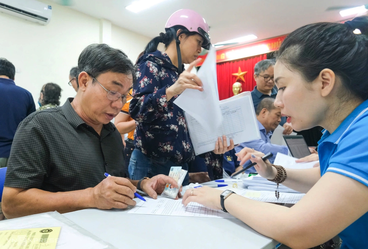 Điểm tin 17h: Đề xuất điều chỉnh thời gian tính hưởng lương hưu | Lãi suất vay mua nhà xã hội của người trẻ tăng lên 6,5% một năm