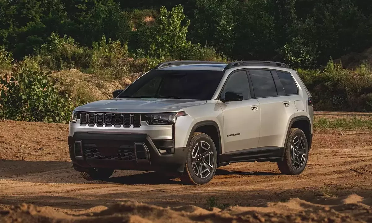 Jeep Cherokee - SUV mới sắp bán ở Việt Nam