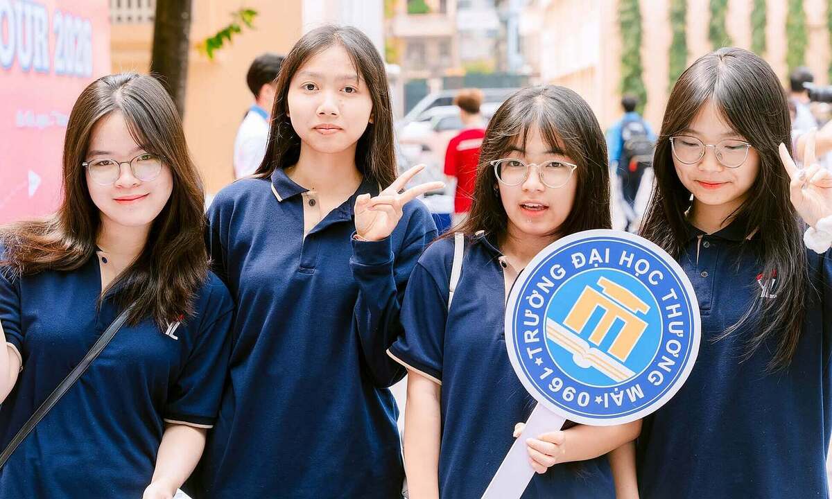 Biến động điểm chuẩn thi tốt nghiệp của Đại học Thương mại