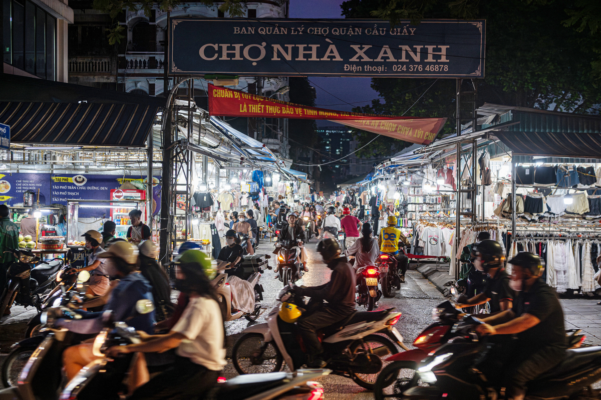 Chợ Nhà Xanh trước thông tin di dời