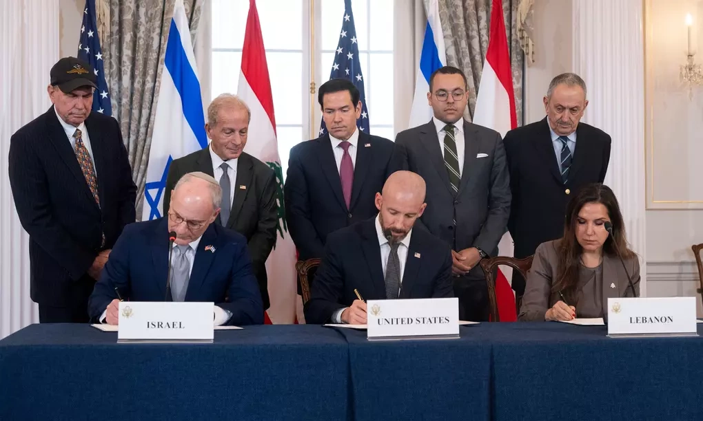 Lễ ký thỏa thuận khung ba bên giữa Mỹ, Israel và Lebanon tại Washington hôm 26/6. Ảnh: AP