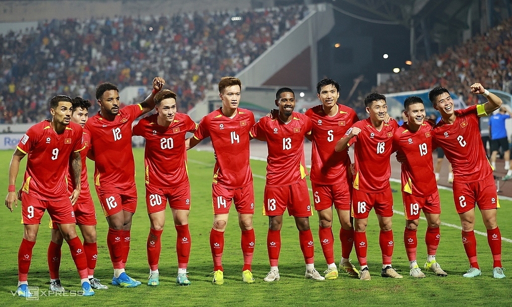 Bóng đá Việt không cần tìm kiếm 'thần đồng' để dự World Cup