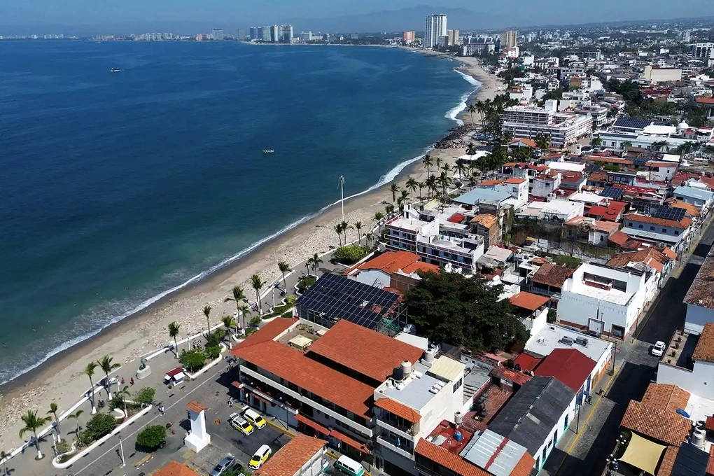 Bãi biển Puerto Vallarta, bang Jalisco, Mexico. Ảnh: AFP