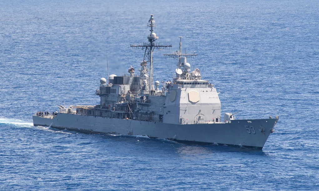Chiến hạm USS Mobile Bay tại Đại Tây Dương hồi năm 2019. Ảnh: US Navy