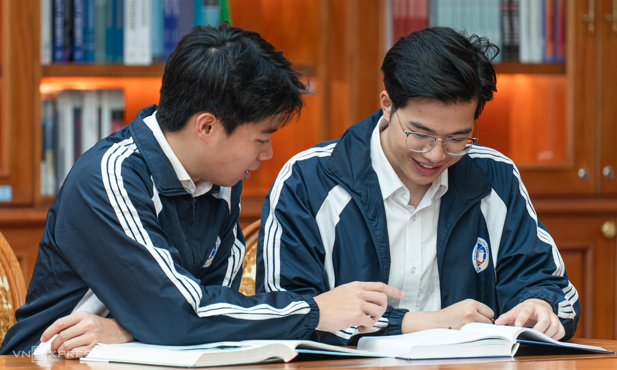 Điểm chuẩn Đại học Kinh tế Quốc dân dự kiến giảm