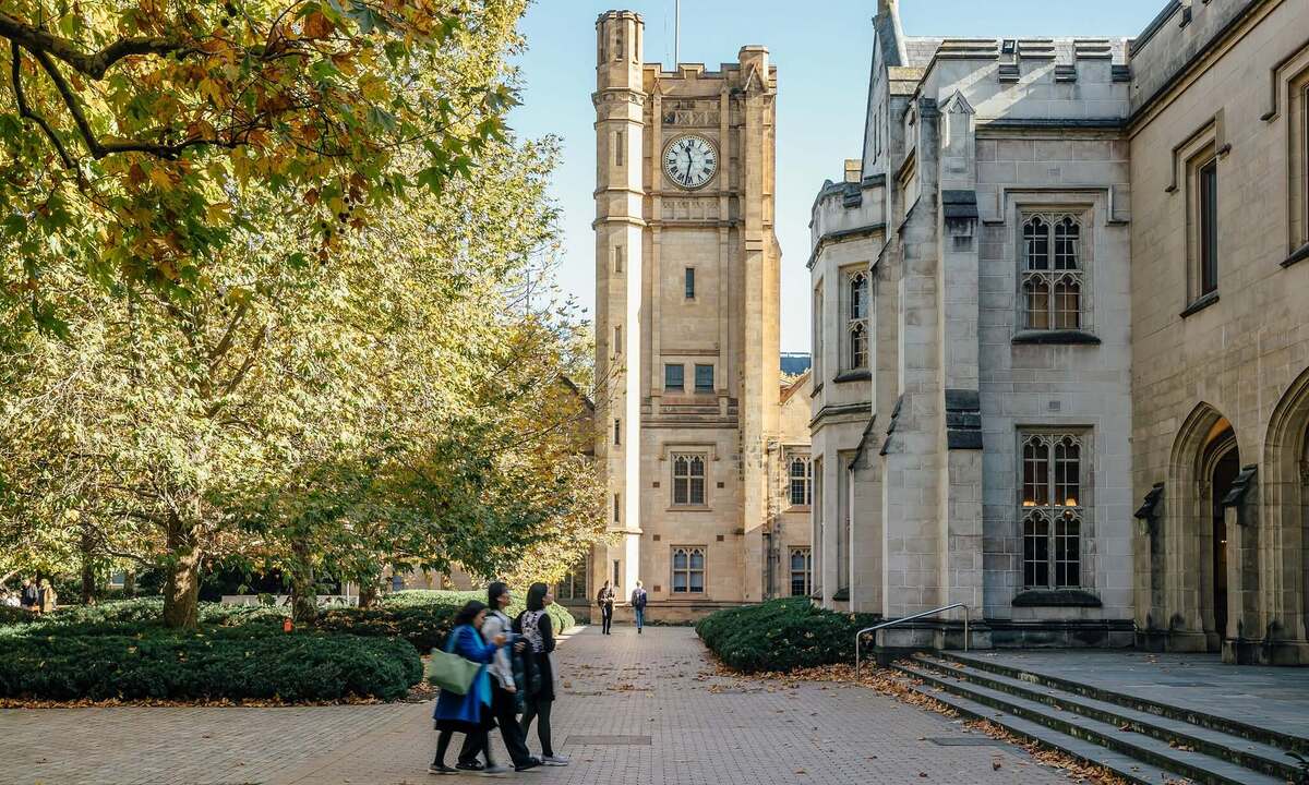 Phí visa với du học sinh Australia tăng sốc