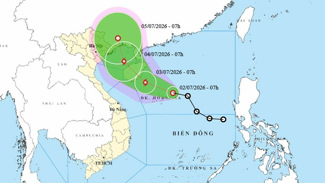 Tin bão mới nhất 2/7: Áp thấp nhiệt đới có thể mạnh lên thành bão trong 24 giờ