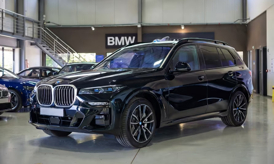 Bí ẩn 145 chiếc BMW mới được lắp ráp sau 3 năm hãng rút khỏi thị trường