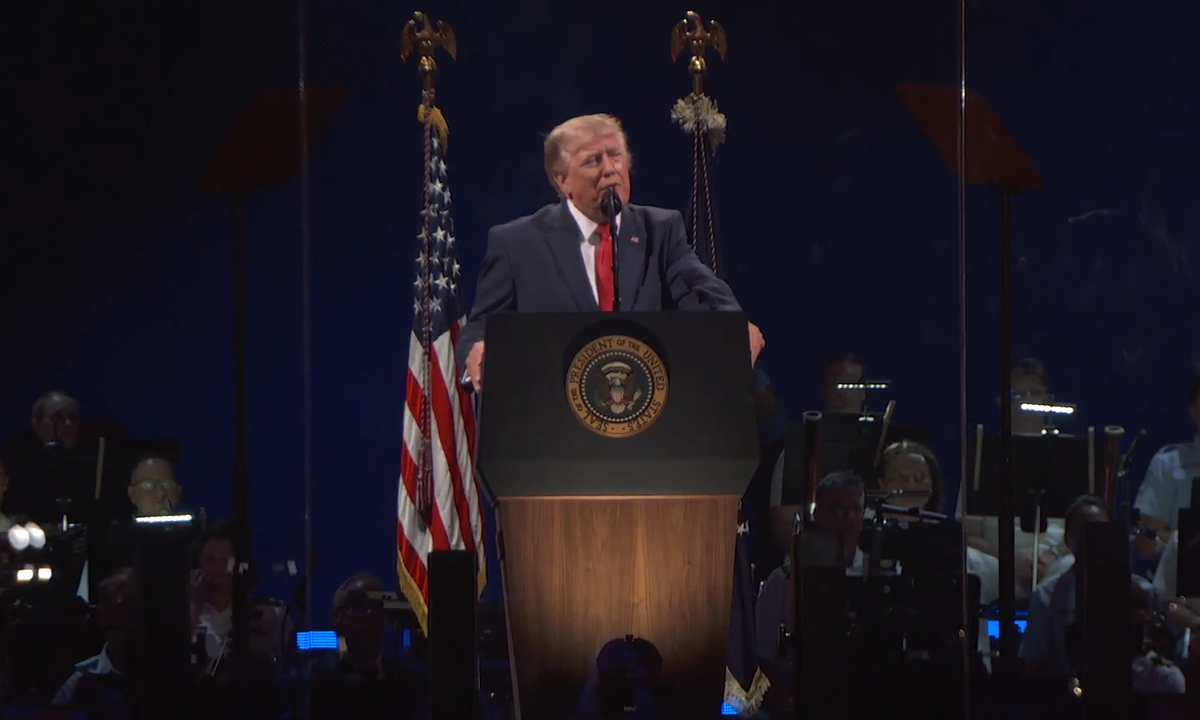 Ông Trump ca ngợi nước Mỹ trong lễ kỷ niệm 250 năm quốc khánh