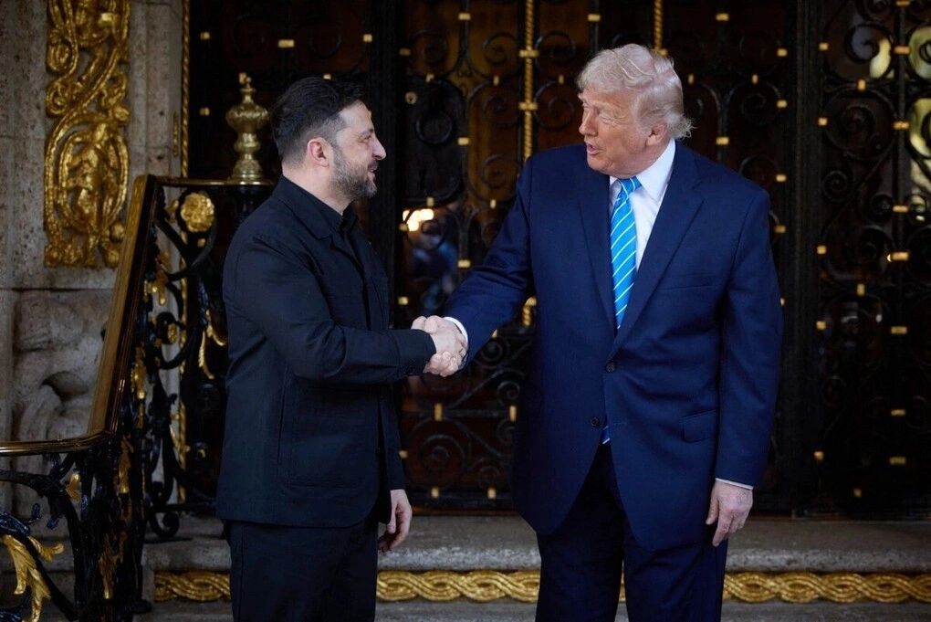 Tổng thống Zelensky (trái) và người đồng cấp Trump tại Florida, Mỹ tháng 12/2025. Ảnh: AFP