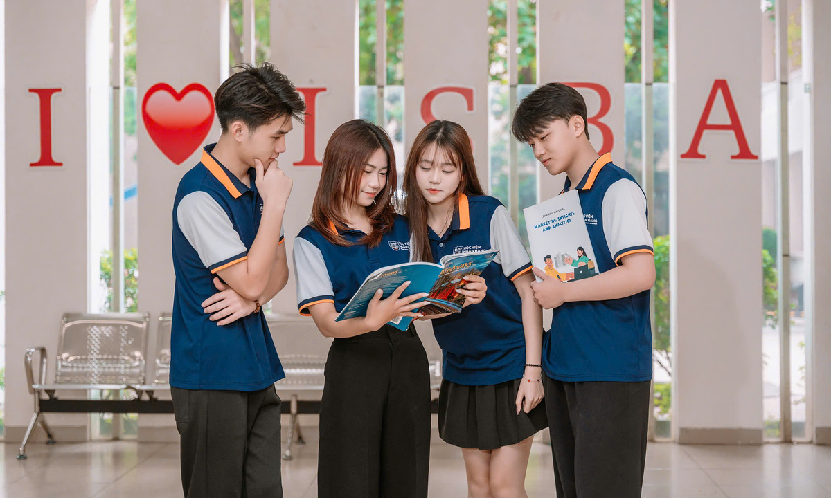 Học viện Ngân hàng công bố điểm sàn, bảng quy đổi điểm chuẩn