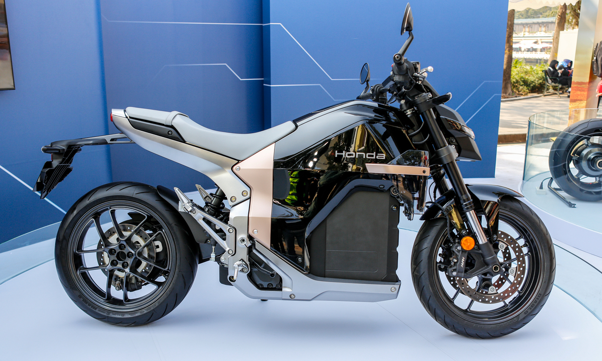 Honda WN7 - môtô điện thách thức Harley-Davidson LiveWire