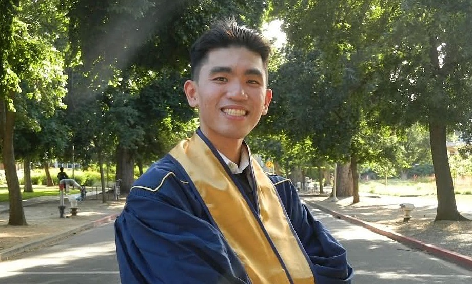 'Gõ cửa' giáo sư, chàng trai giành học bổng tiến sĩ gần 8 tỷ đồng