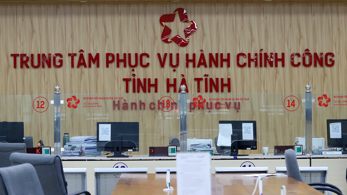 Viên chức quản lý phải từ chức nếu người thân sa vào tệ nạn