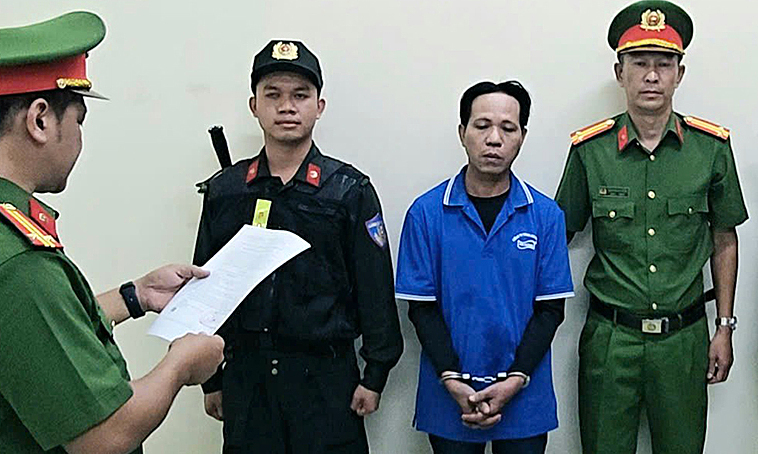 Nghi phạm sát hại vợ, phi tang trong bao tải ở sông Sài Gòn bị bắt